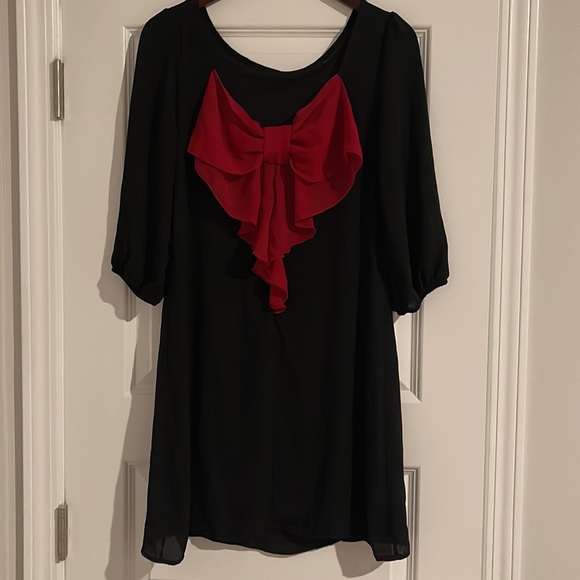 black dress with red bow detail back - Picture 1 of 4